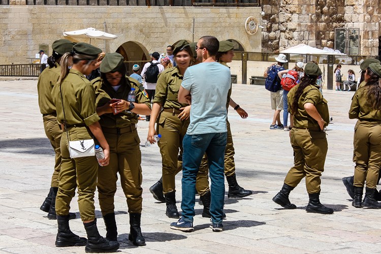 מכון האוניברסיטה הפתוחה לחקר יחסי חברה-צבא